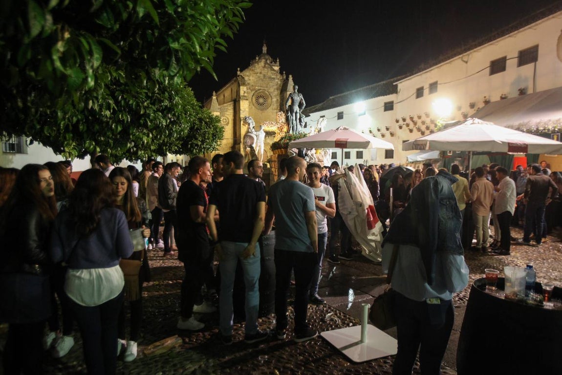En imágenes, el primer día de las Cruces de Mayo de Córdoba 2017