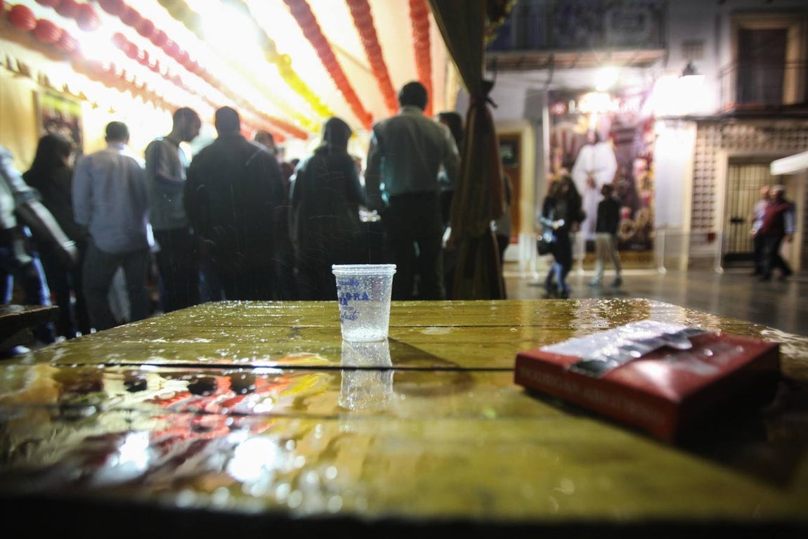 En imágenes, el primer día de las Cruces de Mayo de Córdoba 2017