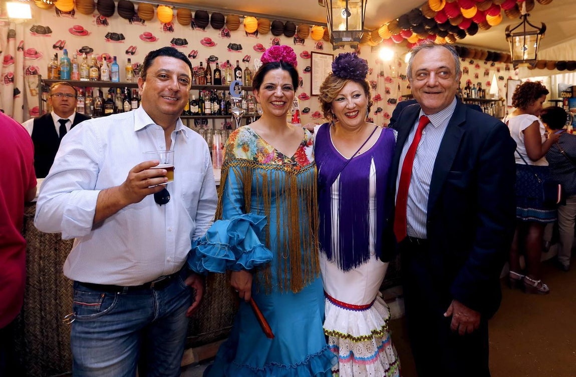 El ambiente en las casetas del recinto ferial, en imágenes