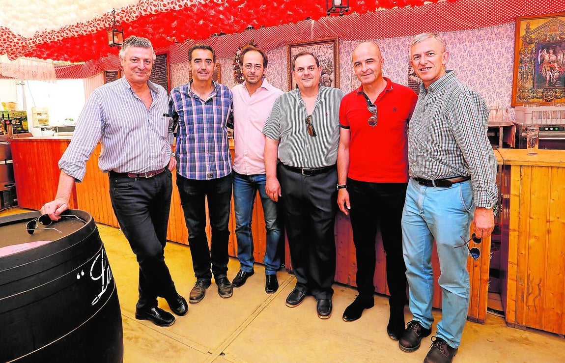 El ambiente en las casetas del recinto ferial, en imágenes