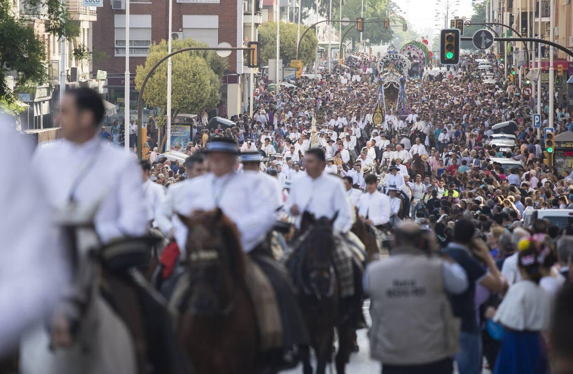 Los peregrinos de Huelva ya van para el Rocío