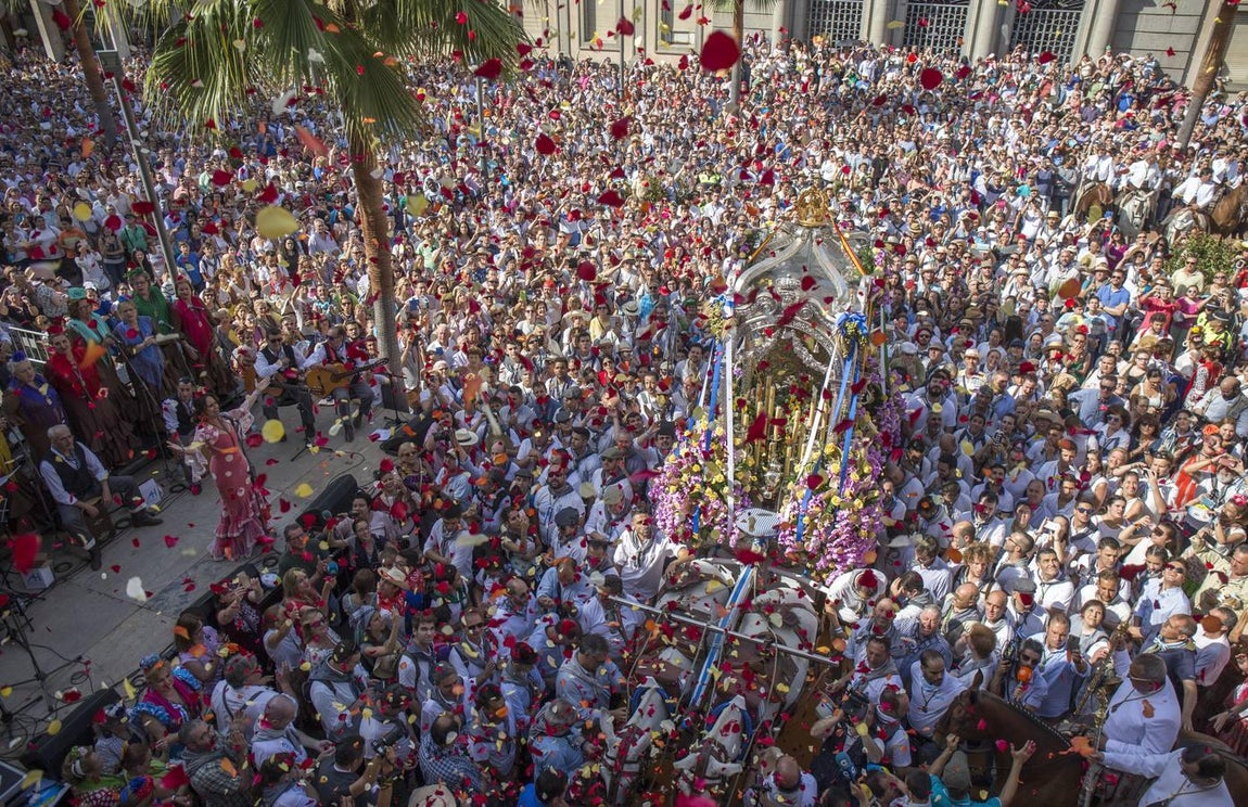 Los peregrinos de Huelva ya van para el Rocío