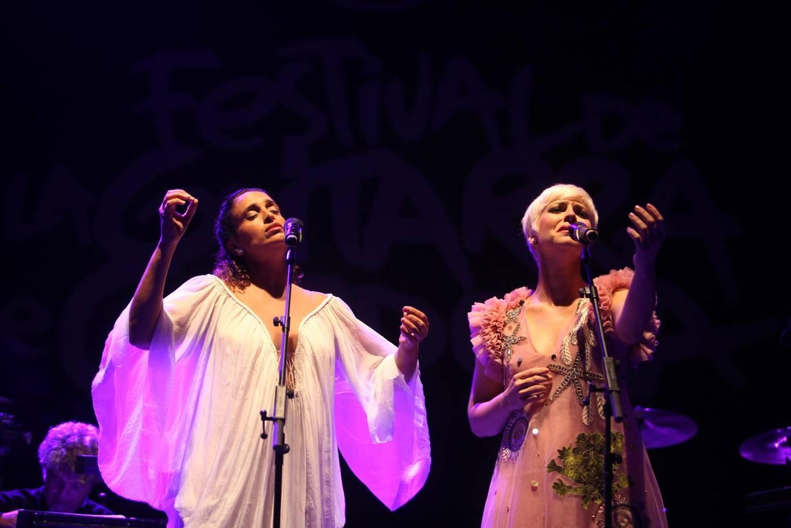 Las actuaciones de Pasión Vega y Noa y el Ballet Flamenco de Andalucía, en imágenes