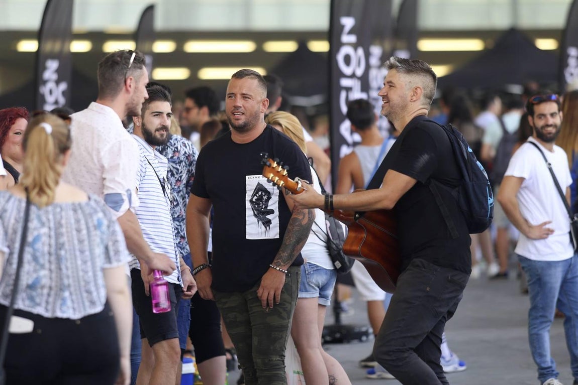 Encuéntrate en las fotos del casting de Operación Triunfo en Sevilla