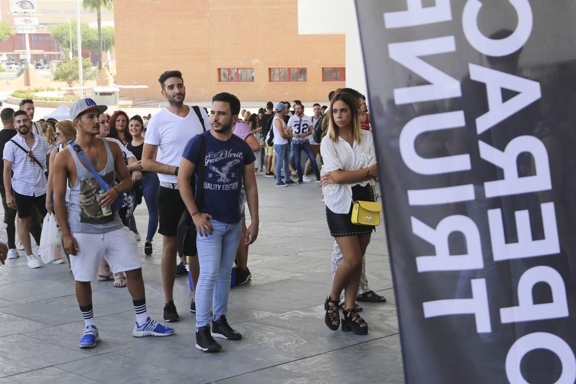 Encuéntrate en las fotos del casting de Operación Triunfo en Sevilla