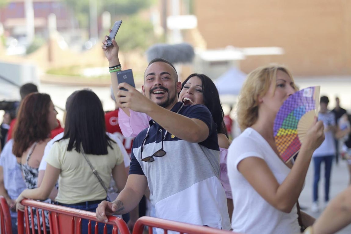 Encuéntrate en las fotos del casting de Operación Triunfo en Sevilla