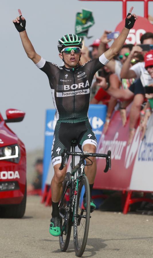 Así ha sido el paso de la Vuelta a España por Écija, Puente Genil y Sierra de la Pandera