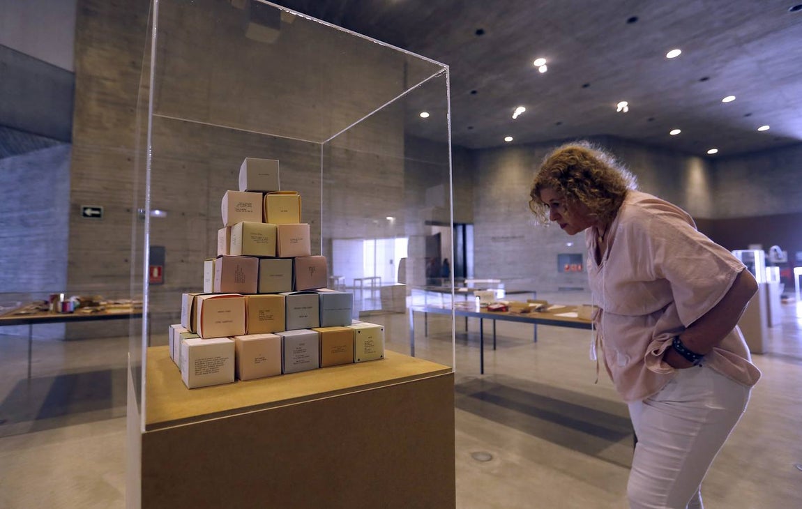 Un paseo en imágenes por la exposición de poesía experimental del C3A de Córdoba