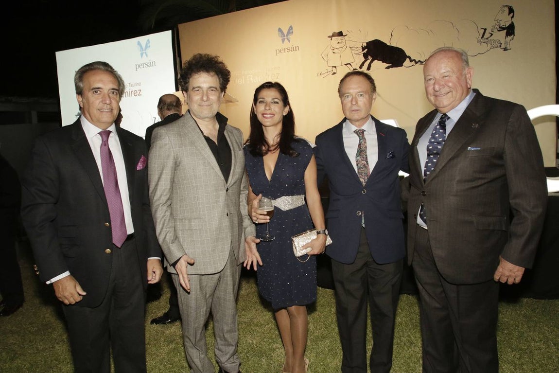 La entrega a Andrés Calamaro del Premio Taurino Manuel Ramírez, en imágenes (I)