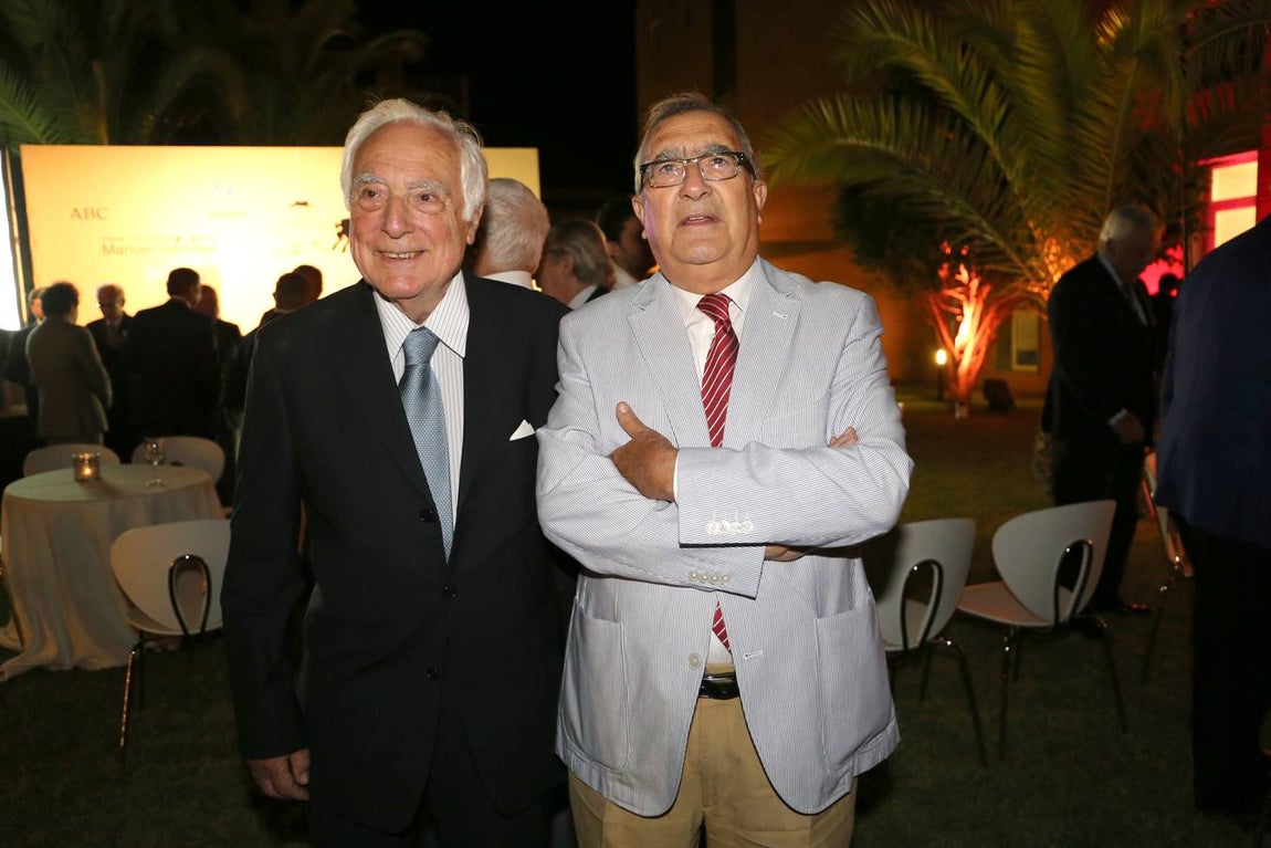 La entrega a Andrés Calamaro del Premio Taurino Manuel Ramírez, en imágenes (I)