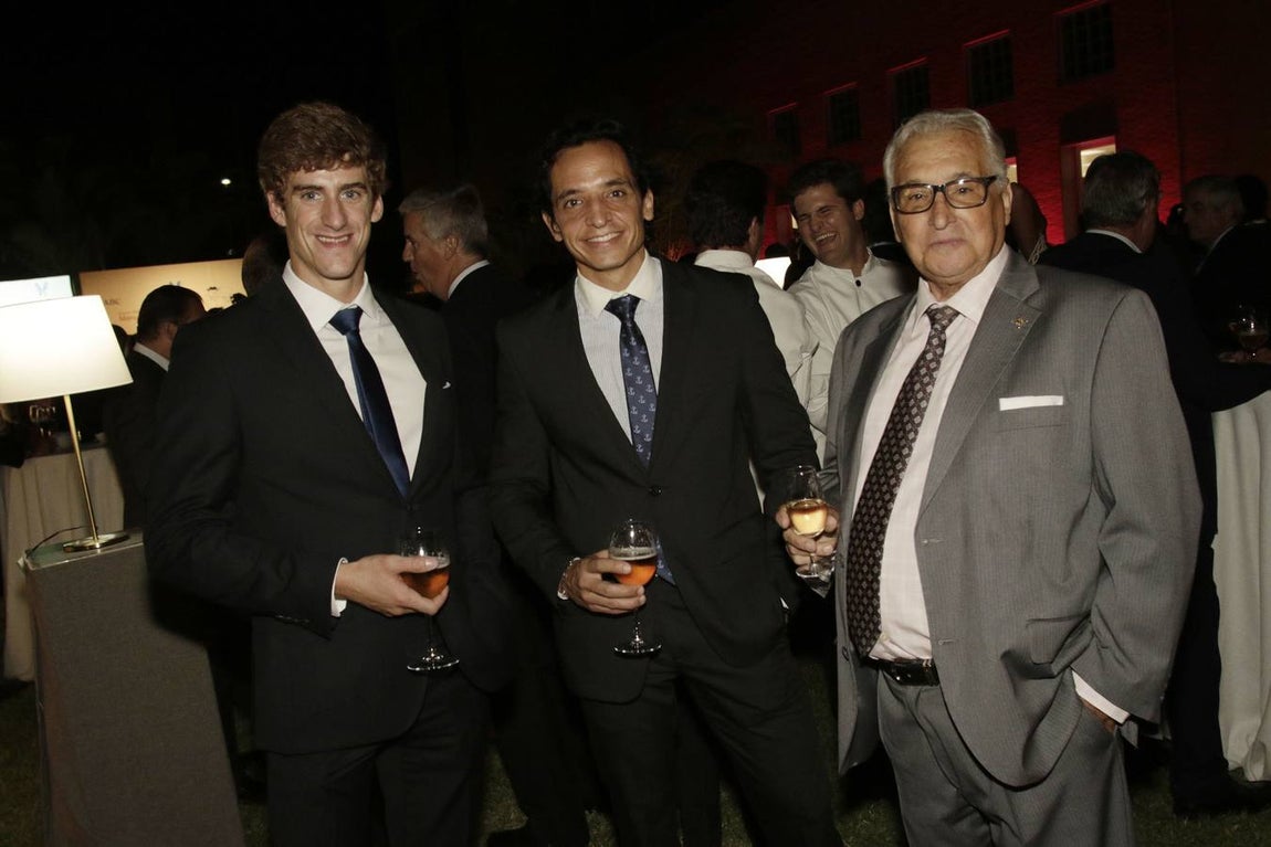 La entrega a Andrés Calamaro del Premio Taurino Manuel Ramírez, en imágenes (...y II)