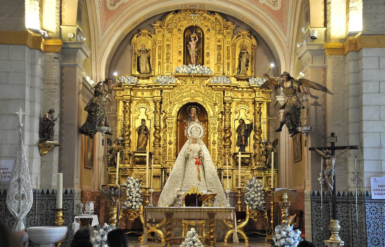 Galería del primer aniversario de la coronación de la Virgen de la Paz