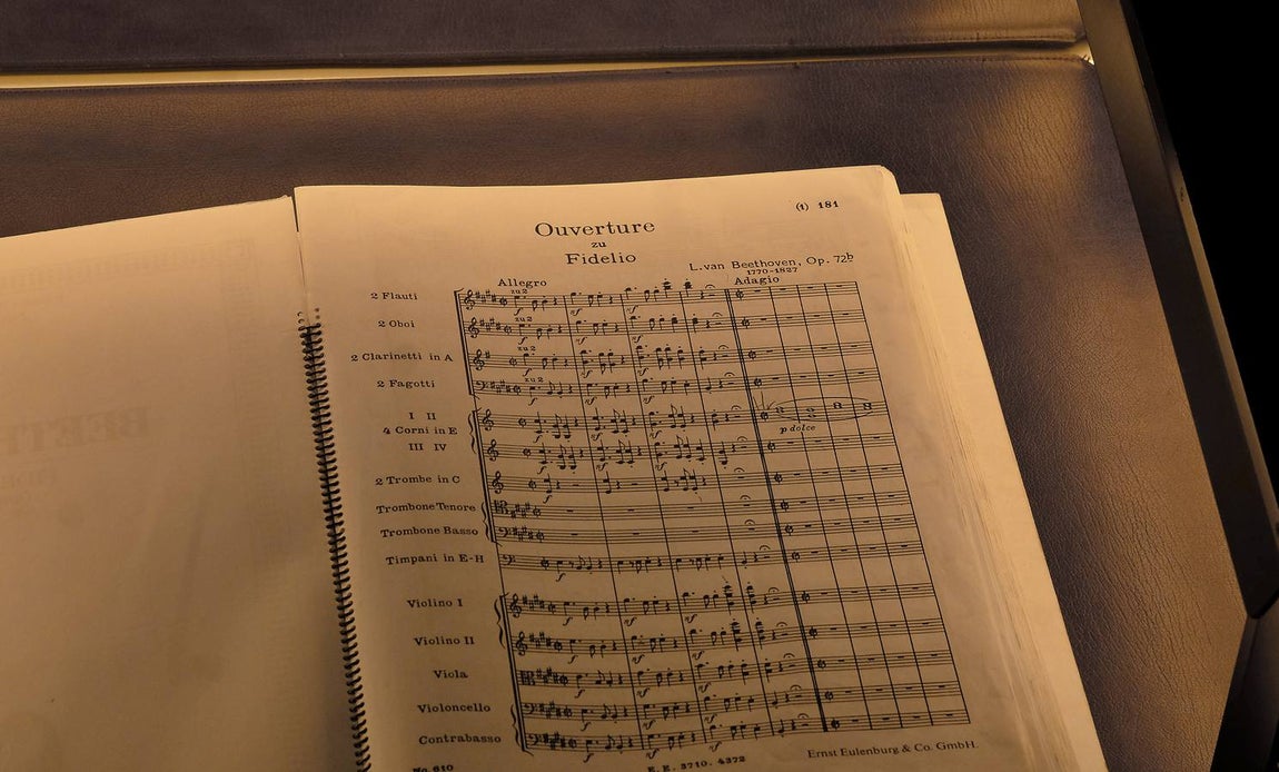 En imágenes, los últimos preparativos de «Fidelio» en el Maestranza