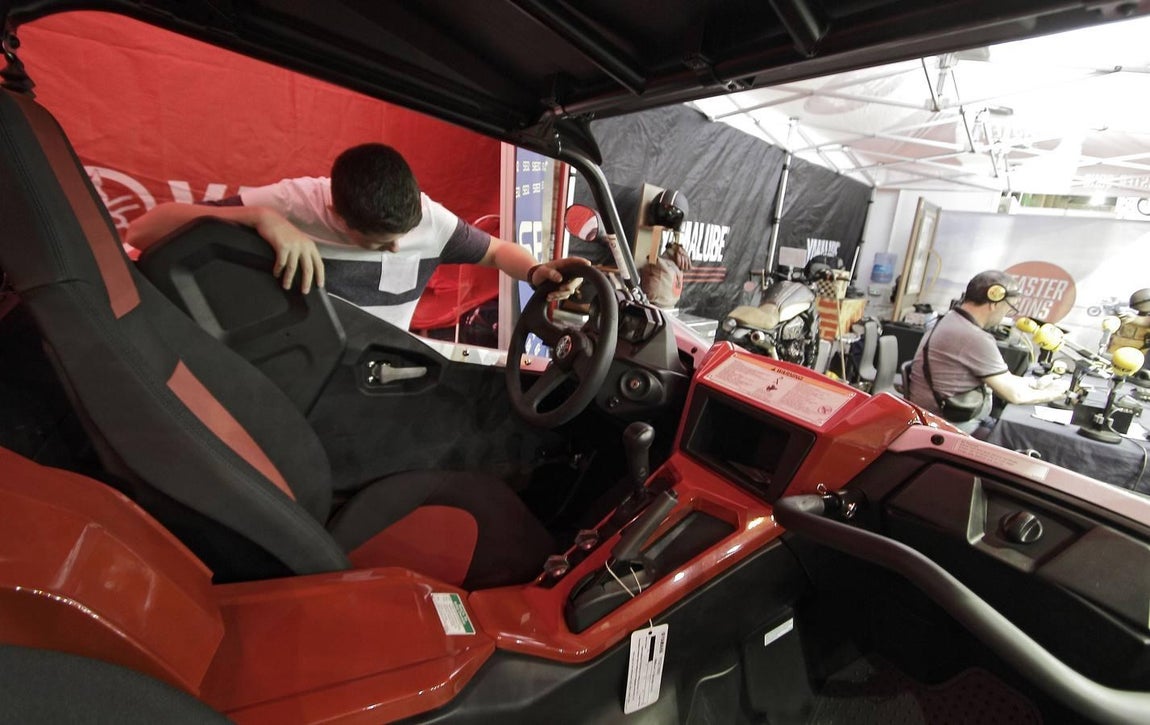 En el Salón del Motor de Sevilla se pueden encontrar turismos, motocicletas y vehículos industriales seminuevos, km0 y ocasión