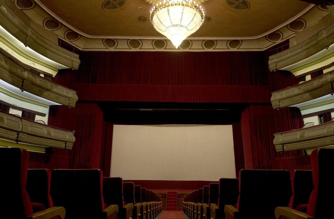 Juan Talavera, representante del regionalismo, diseñó el Cine Cervantes