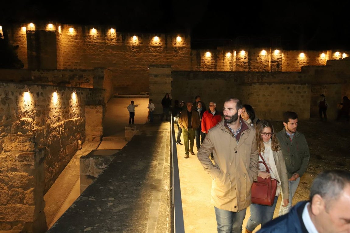 La primera visita nocturna a Medina Azahara, en imágenes