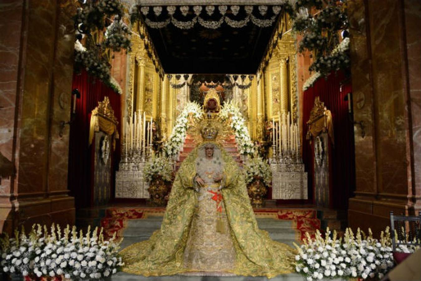 Galería de la hermandad de la Macarena