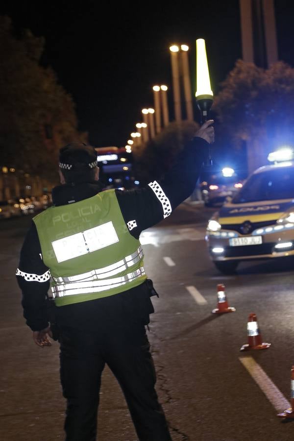 Noche de fuerte presencia policial y numerosos controles de alcoholemia