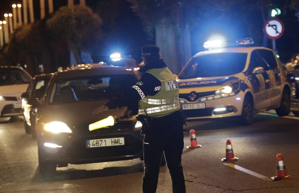 Noche de fuerte presencia policial y numerosos controles de alcoholemia