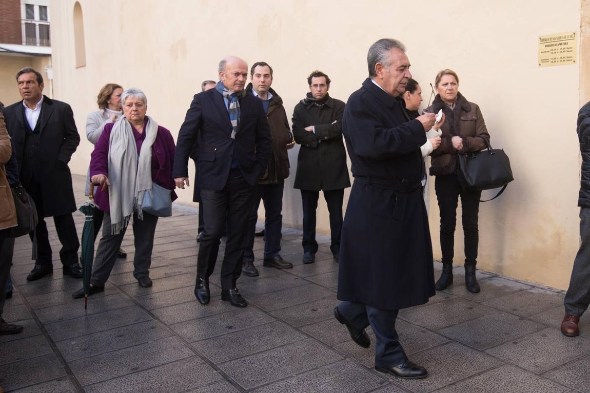 El funeral de Pepe el de El Caballo Rojo, en imágenes