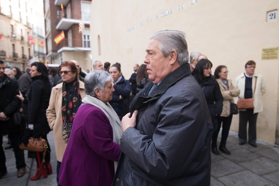 El funeral de Pepe el de El Caballo Rojo, en imágenes
