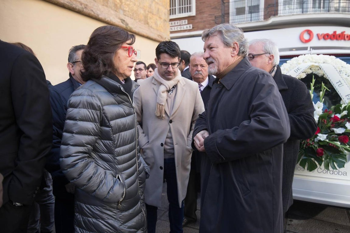 El funeral de Pepe el de El Caballo Rojo, en imágenes
