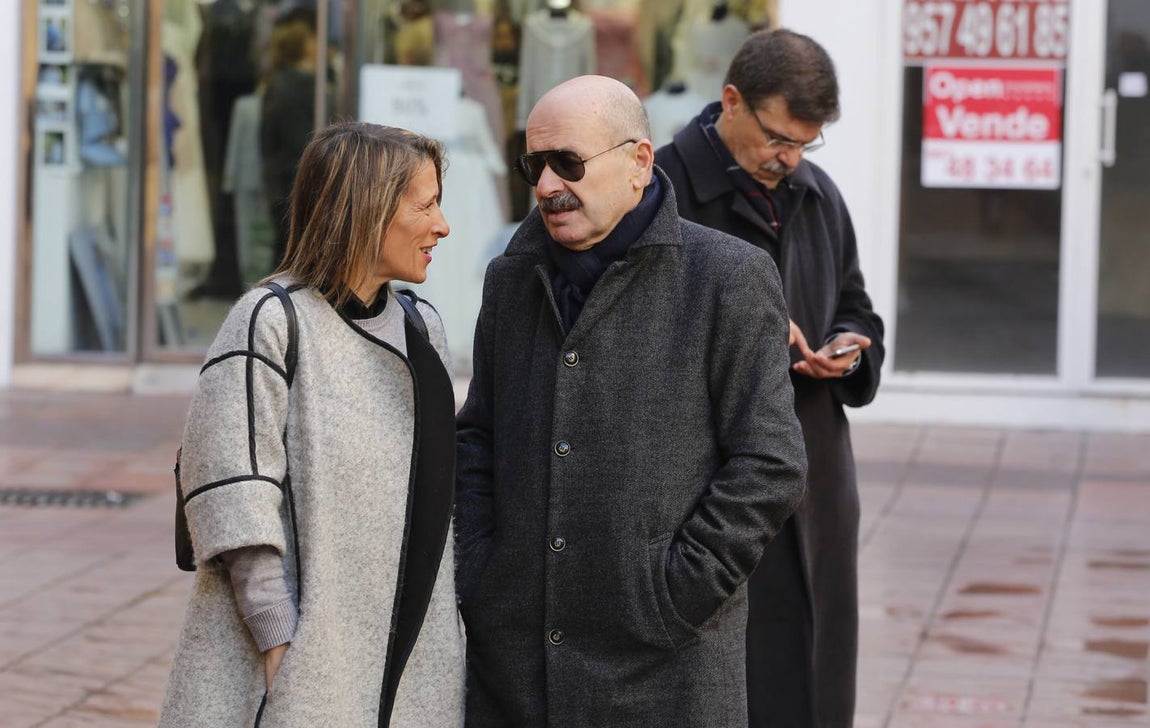 El funeral de Pablo García Baena en San Miguel, en imágenes