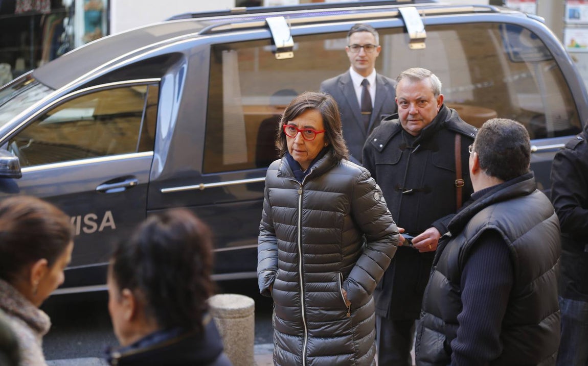 El funeral de Pablo García Baena en San Miguel, en imágenes