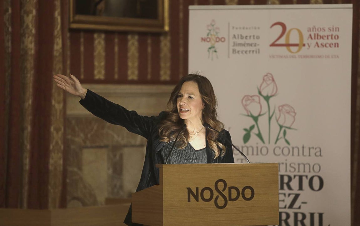 Entrega del premio Jiménez-Becerril a Antonio Tajani