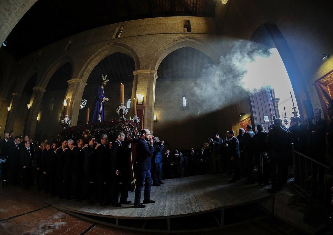 El Vía Crucis del Cautivo de Torreblanca, en imágenes