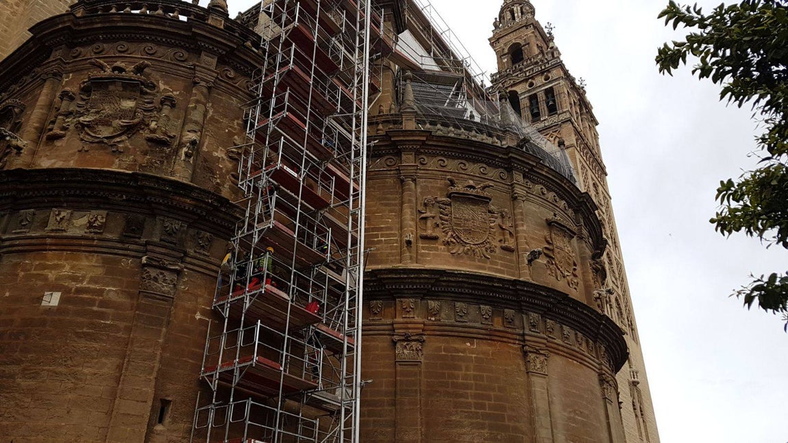 Así trabajan los Bomberos de Sevilla en un rescate