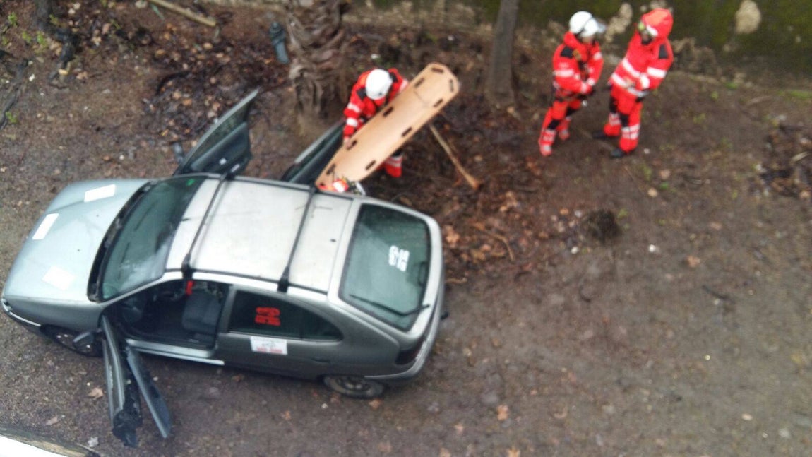 Así trabajan los Bomberos de Sevilla en un rescate