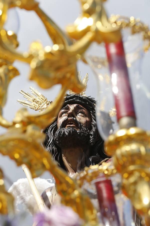 En fotos, el discurrir de la hermandad de la Merced por Córdoba