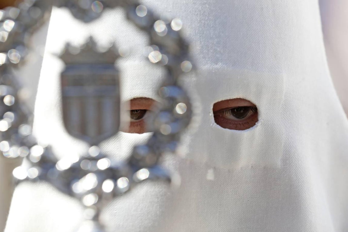 En fotos, el discurrir de la hermandad de la Merced por Córdoba