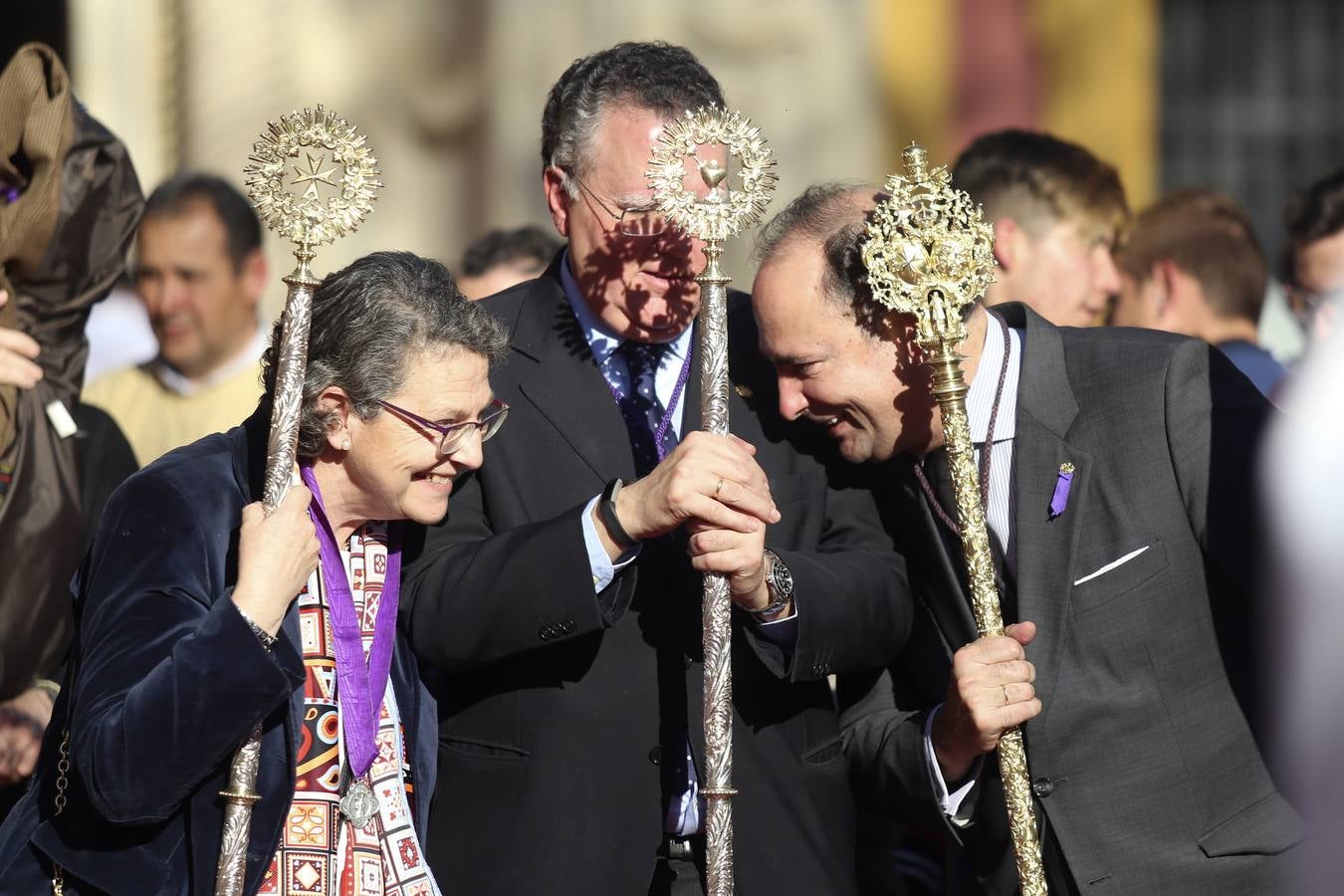 El Dulce Nombre al sol de Martes Santo en la Semana Santa de Sevilla 2018, en fotos