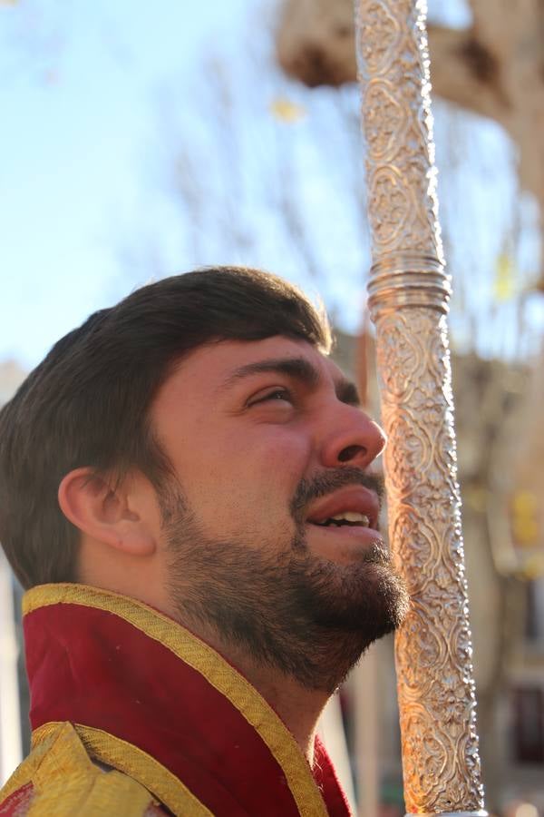 El Dulce Nombre al sol de Martes Santo en la Semana Santa de Sevilla 2018, en fotos