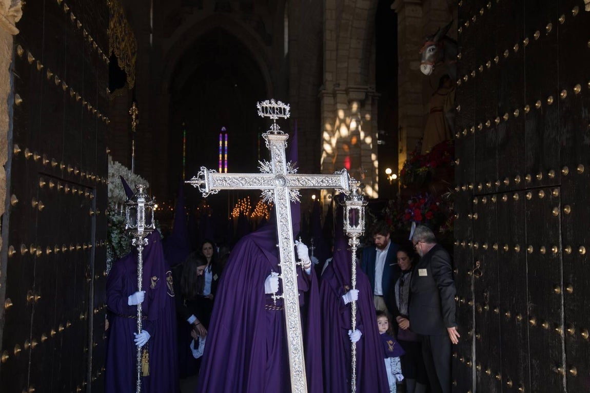 La hermandad del Calvario, en imágenes