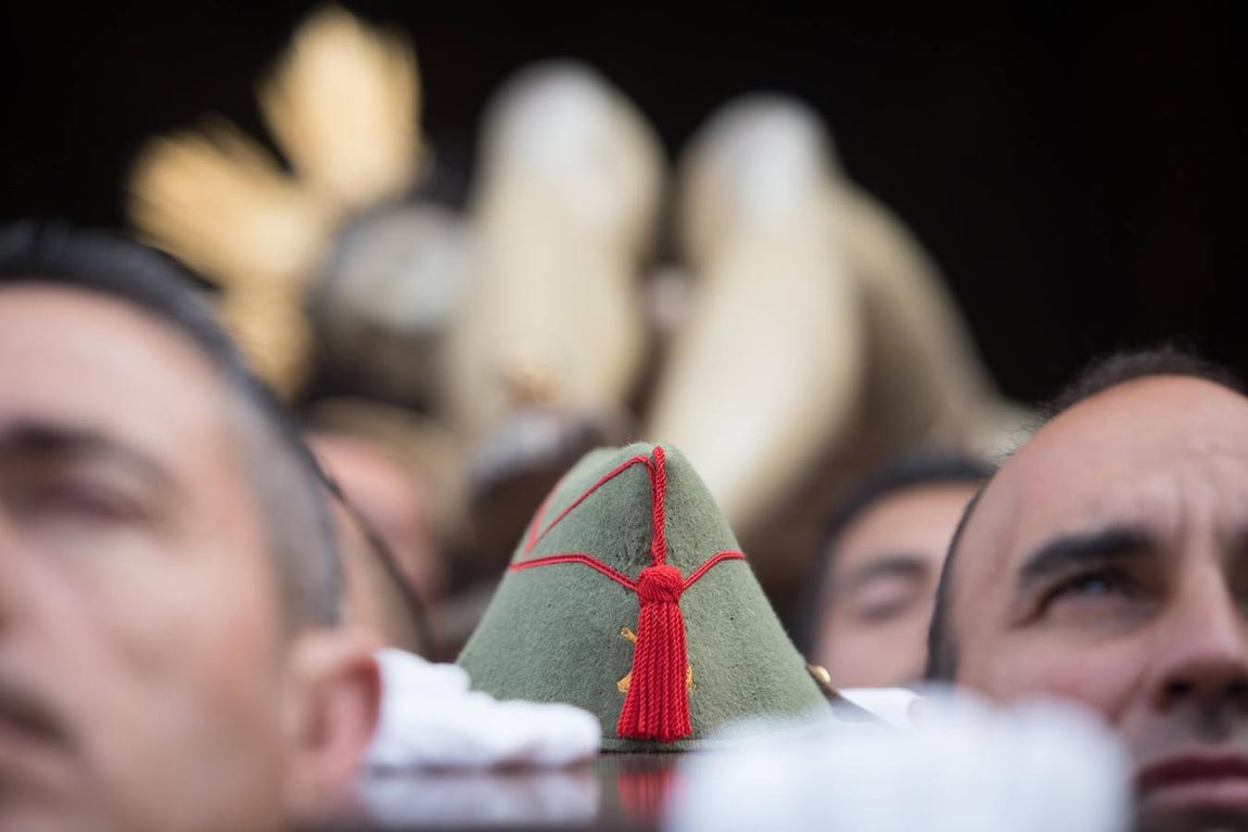 El Vía Crucis de la Caridad, en imágenes