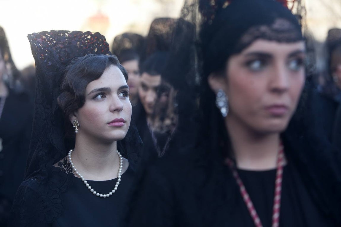 La cofradía del Descendimiento de Córdoba, en imágenes