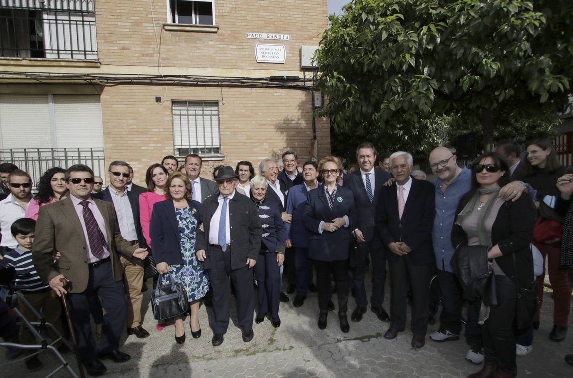 Paco Gandía ya tiene calle en Sevilla