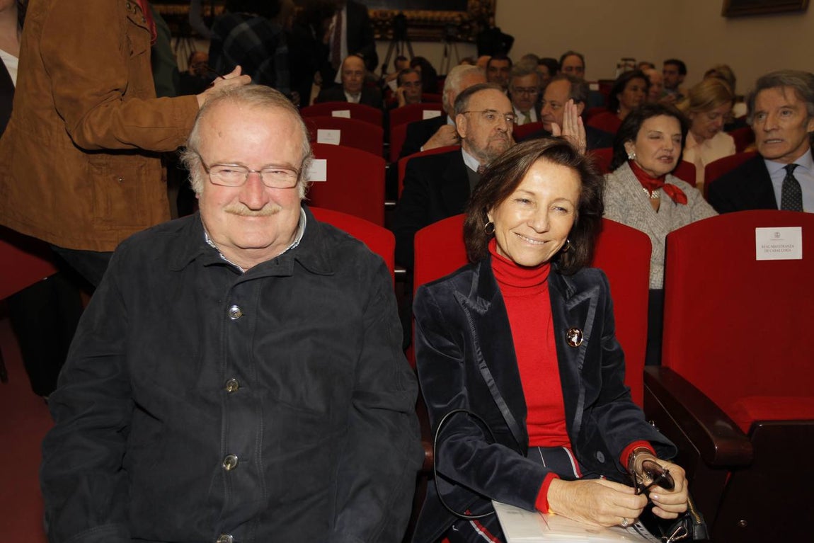 La entrega del Premio de Cultura a Curro Romero, en imágenes