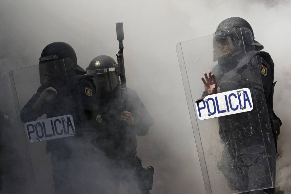 Espectacular exhibición de las unidades especiales de la Policía Nacional