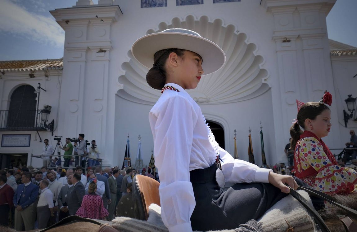 Emoción desbordada en la presentación de las hermandades del Rocío 2018