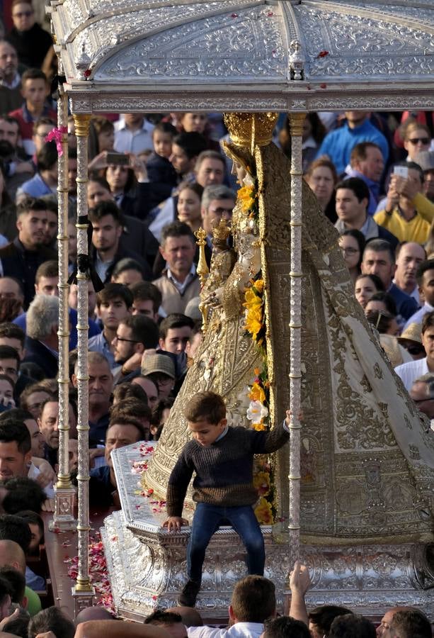 El Rocío 2018: La procesión de la Virgen, en imágenes