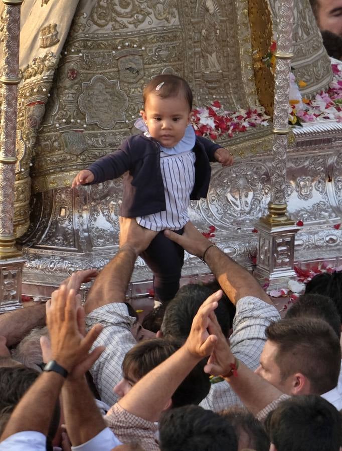 El Rocío 2018: La procesión de la Virgen, en imágenes