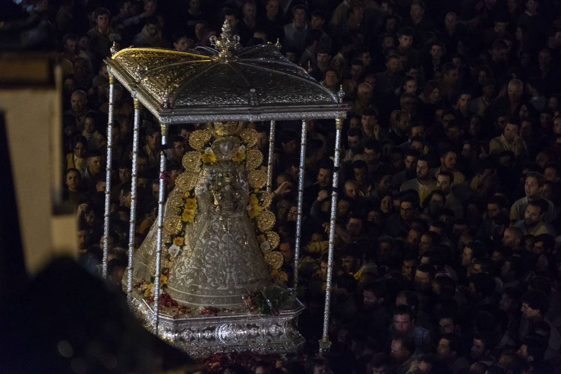 El Rocío 2018: La procesión de la Virgen, en imágenes