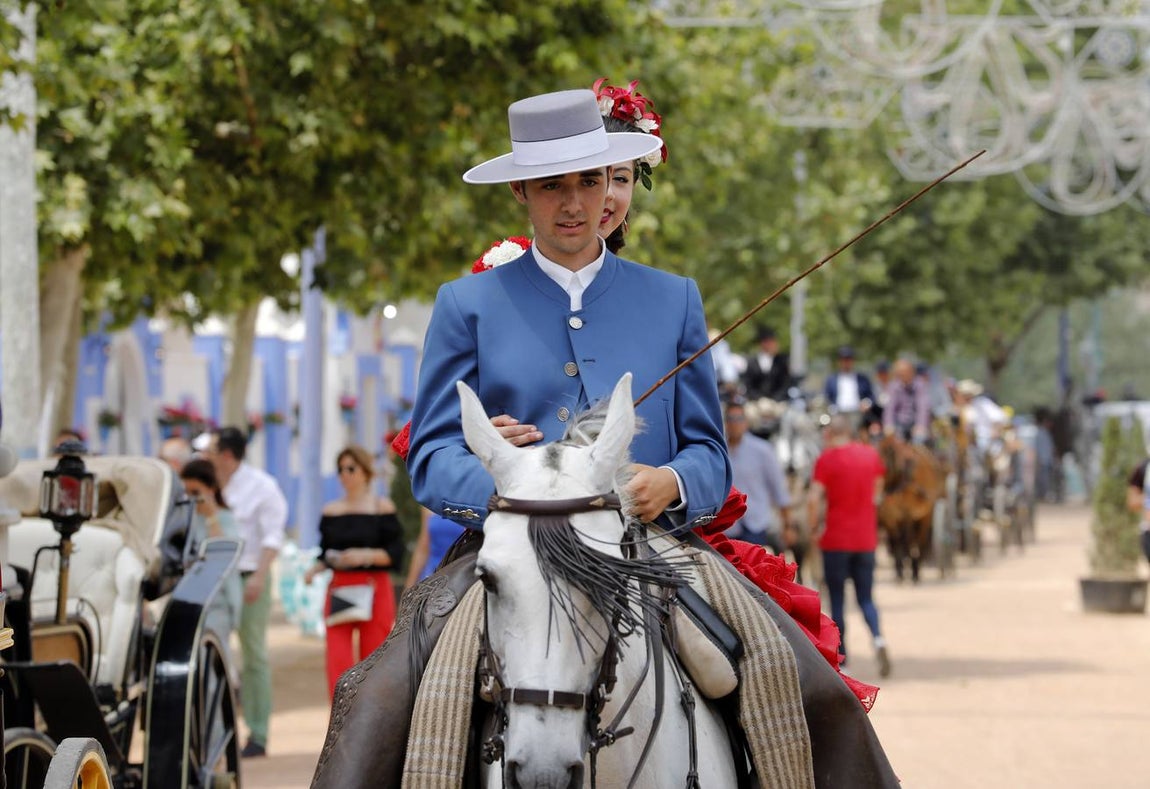 El jueves de la Feria de Córdoba, en imágenes