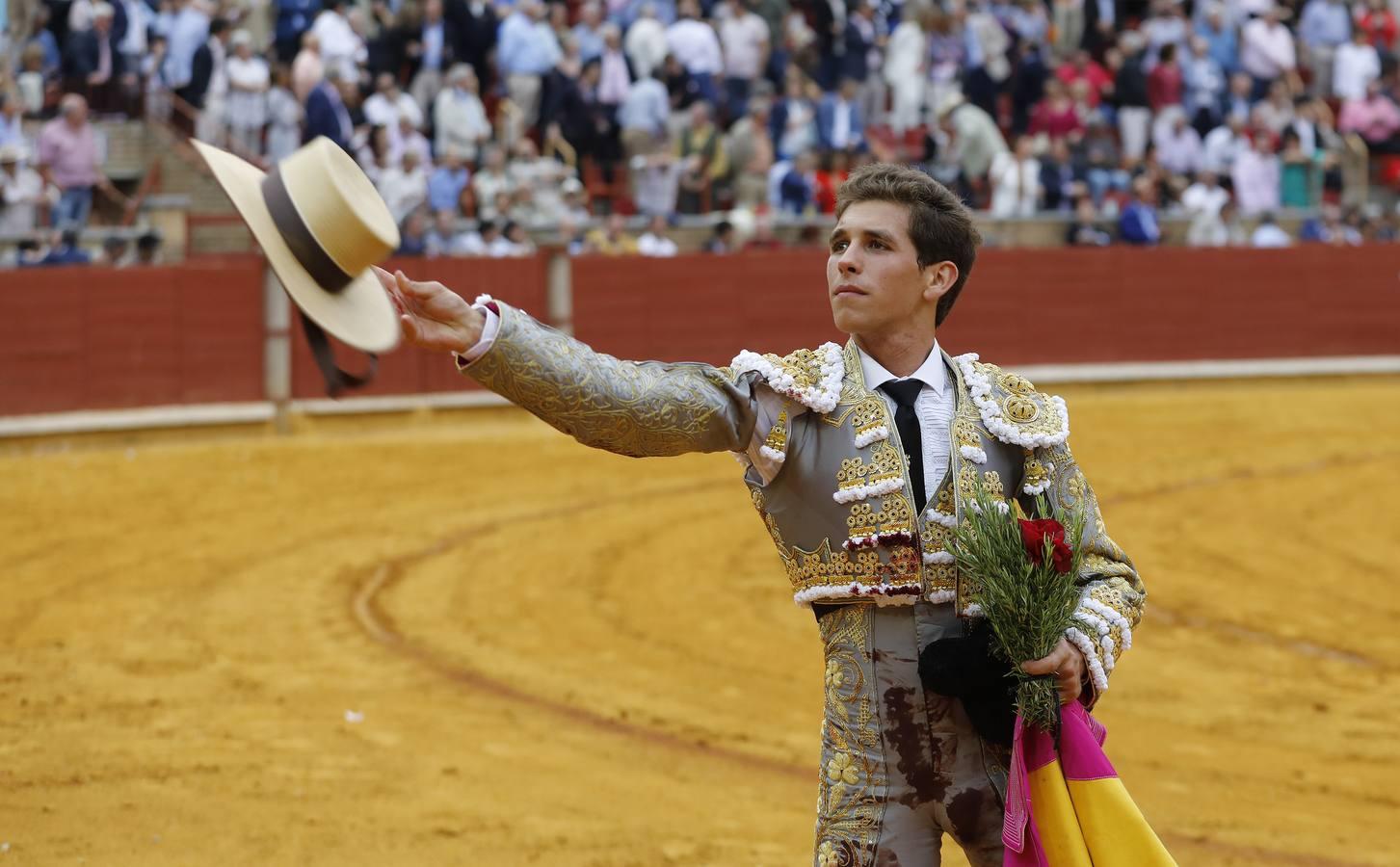 La corrida de El Juli, Ponce y Ginés Marín en Córdoba, en imágenes