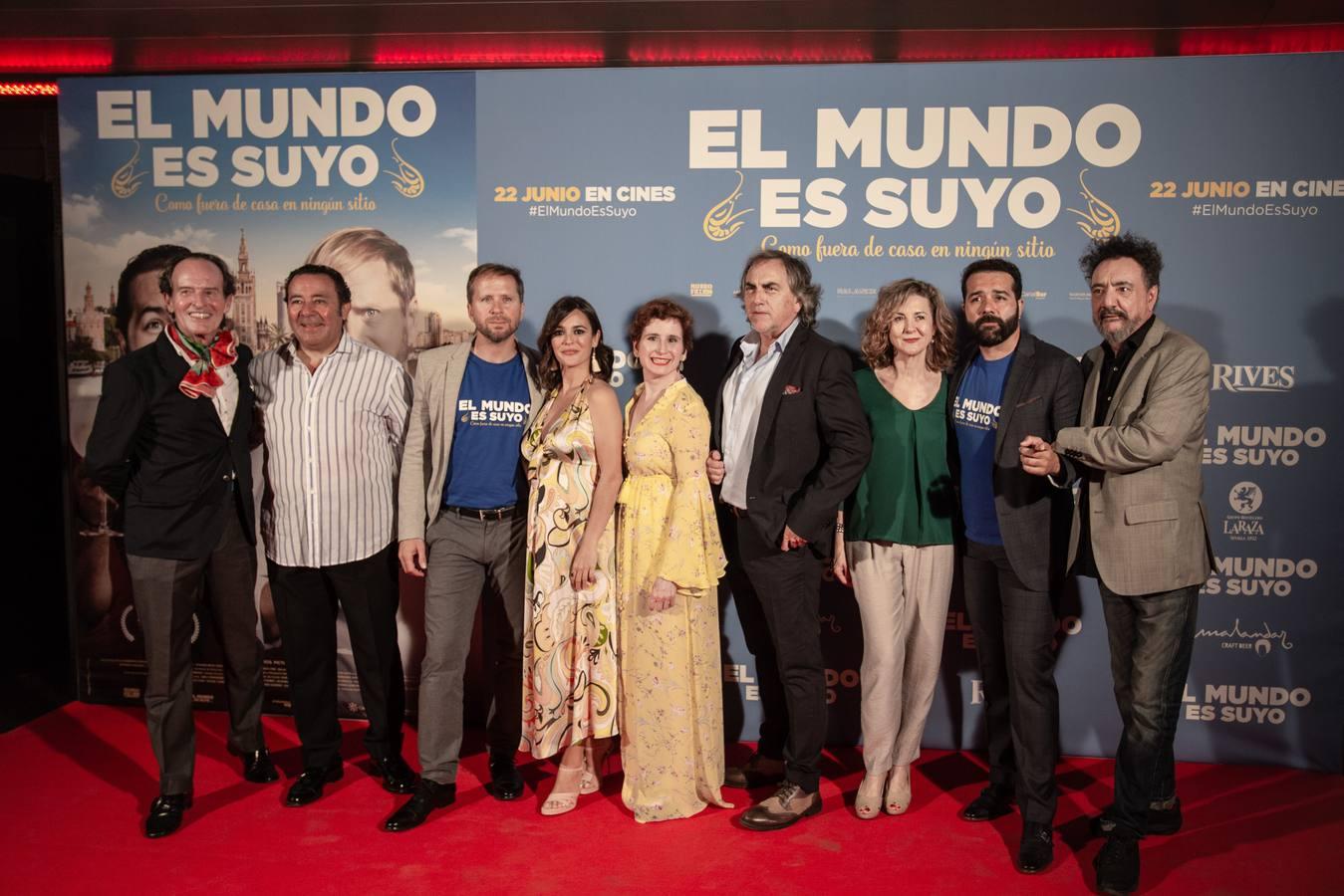 Los Compadres presentan en Sevilla su última película