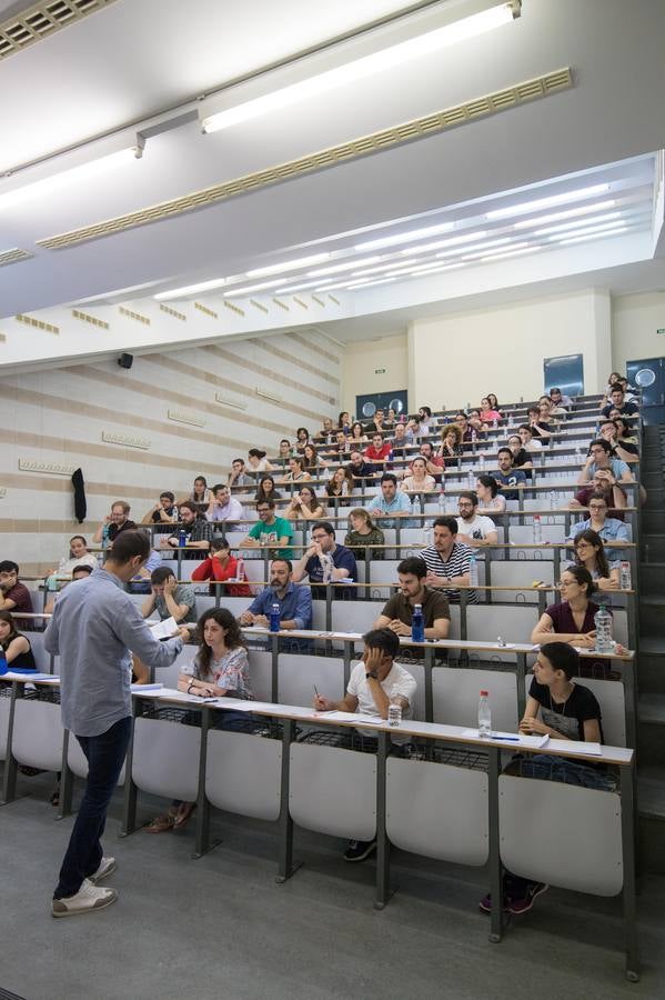 Las oposiciones a Secundaria en Córdoba, en imágenes